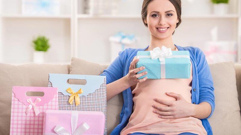 Baby Shower Gift Ideas That Make Sense
