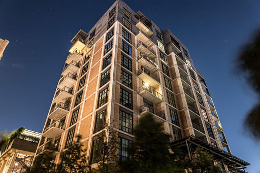 6 Reasons You Should Hire Condominium Management Services