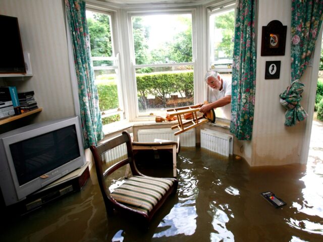 Tips for Restoring Your Home After Water Damage by Calling a Water Damage Restoration Company
