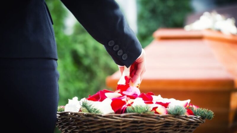 6 Tips for a Well-Planned Memorial