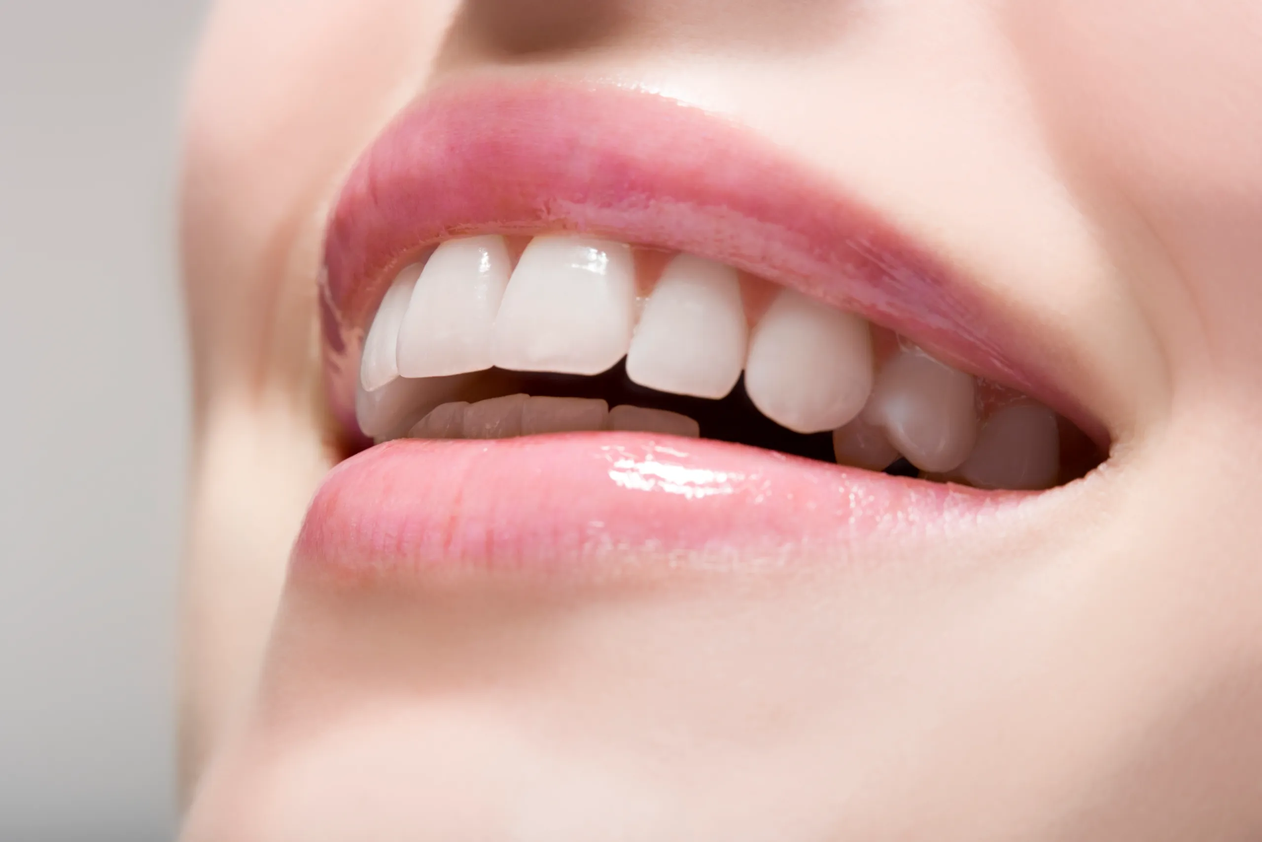 5 Surprising Benefits of Whiter and Brighter Smile